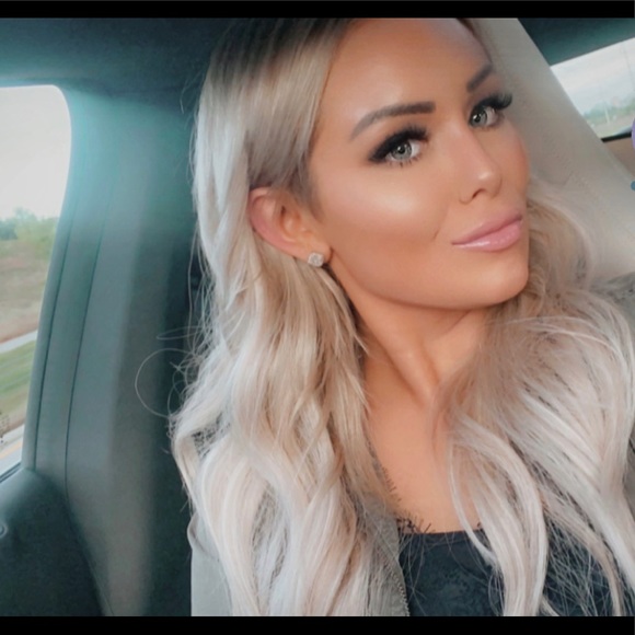 Meet your Posher, Kate - Picture 1 of 1